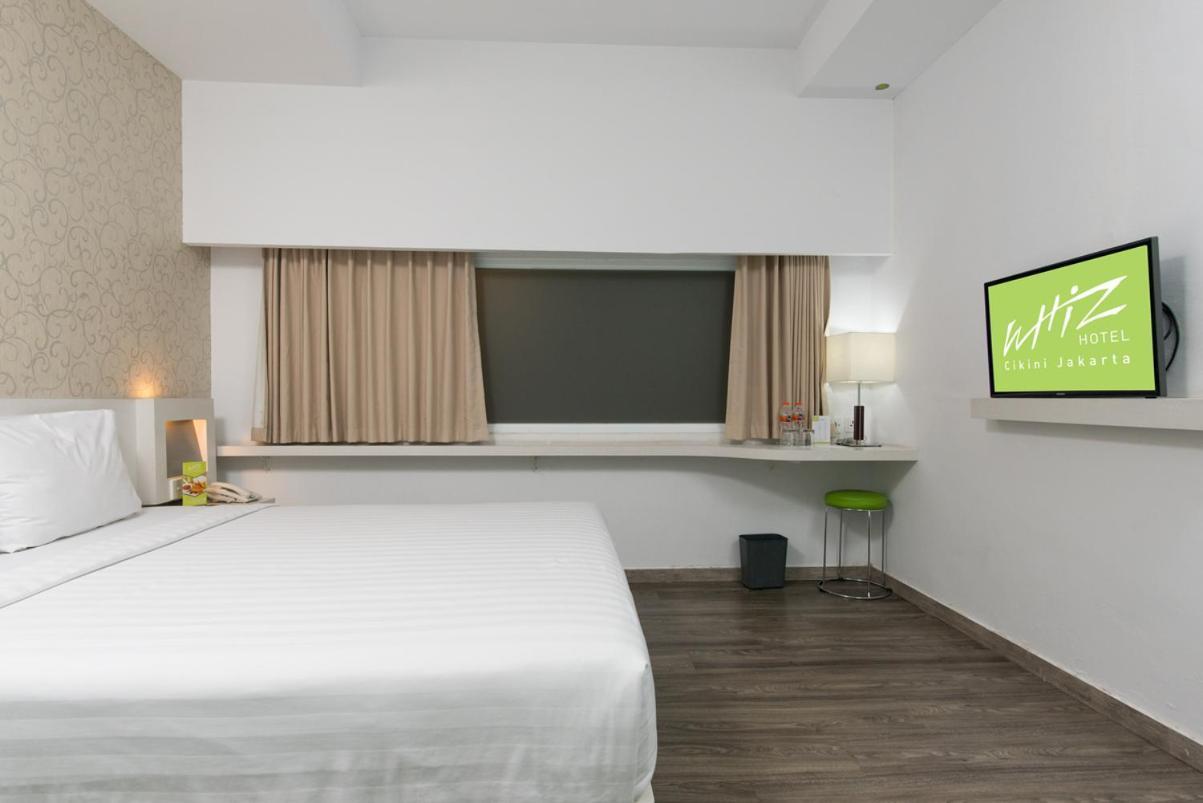Whiz Hotel Cikini Jakarta Exterior foto